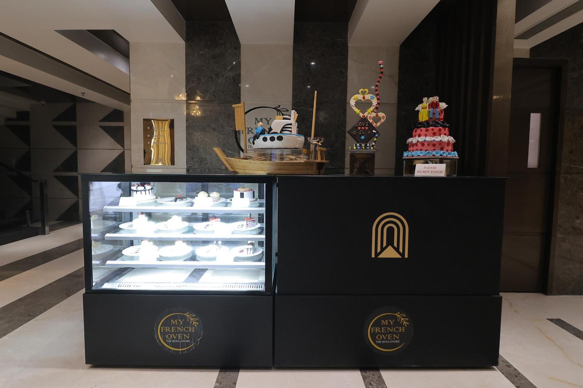 The Grand Arc Hotel & Convention Centre Shahjahanpur Eksteriør bilde